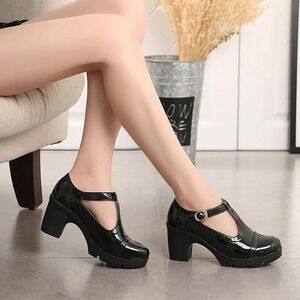 Womens Black Patent T-Strap Mary Jane Wingtip Brogue Lug Platform Heels Size 9.5